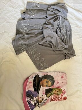 Women’s Gray Embellished Scarf with Rhinestone Accent